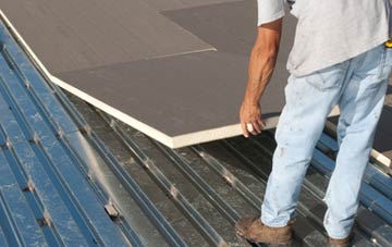 benefits of insulating Wellpond Green flat roofing